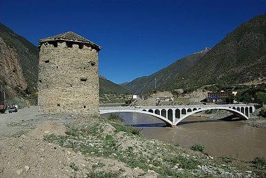 索尼为何收购Bungie？协助开发多个第一方即时服务游戏